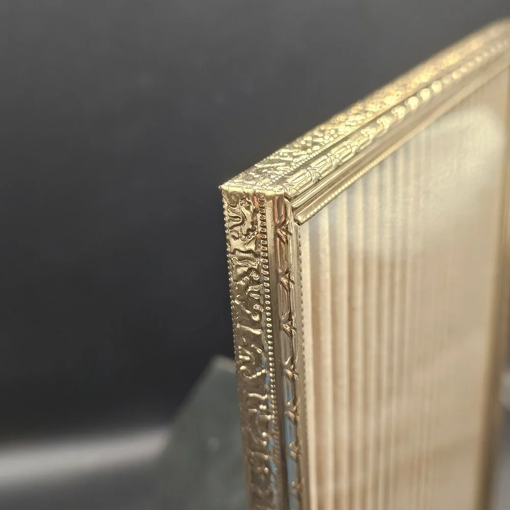 Vintage Gold Tone Ornate Metal Picture Frame Easel Back Tabletop Photo Frame